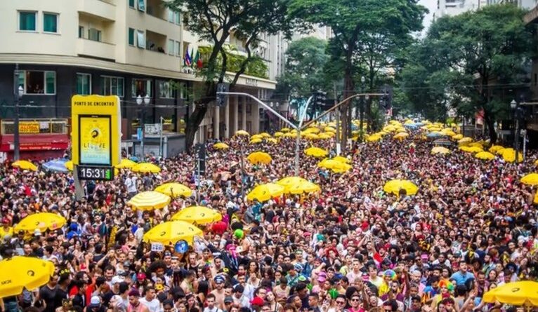 'Ritaleena', 'Casa Comigo', 'Baixo Augusta' e mais; veja os blocos pré-carnaval que acontecem em São Paulo