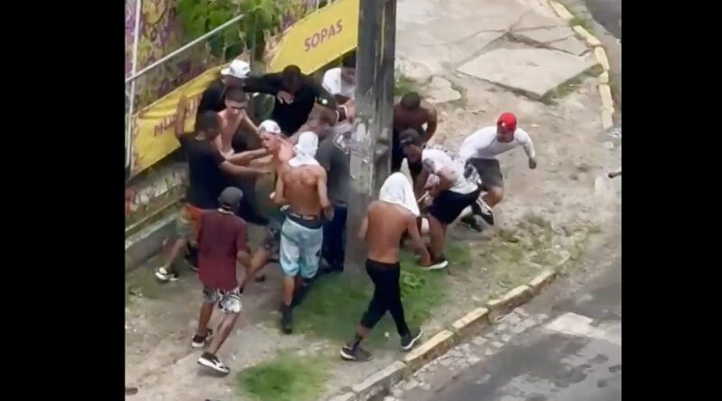 Uma pessoa permanece internada, após briga de torcidas no Recife