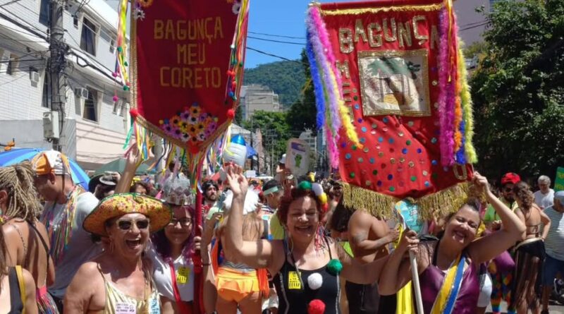 Bagunça Meu Coreto faz baile com marchinhas no Rio de Janeiro