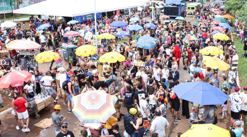 Carnaval 2025: confira a programação de blocos nesta terça em Brasília