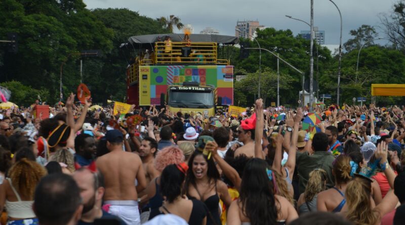 Carnaval em Salvador comemora os 40 anos da axé music