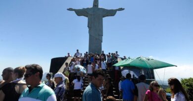 Cristo Redentor reabre ao público depois de morte de turista