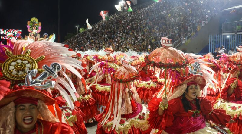 Escola campeã do carnaval do Rio será conhecida hoje