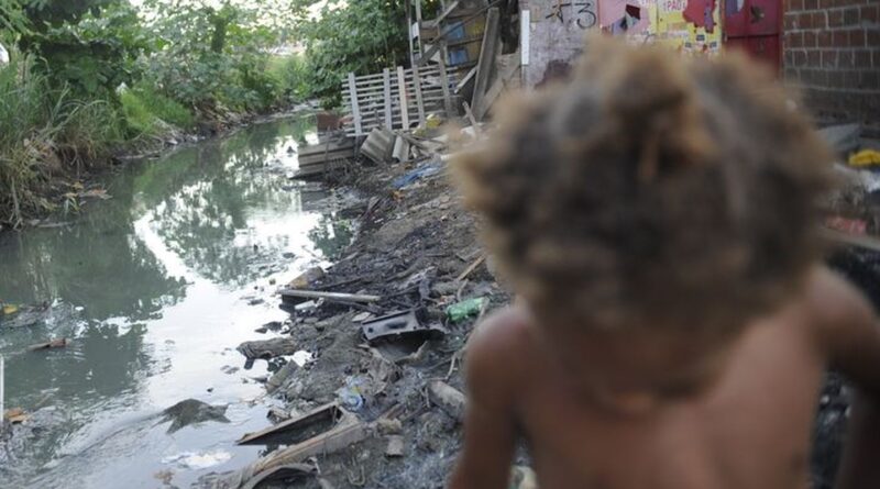 Falta de saneamento provocou mais de 340 mil internações em 2024