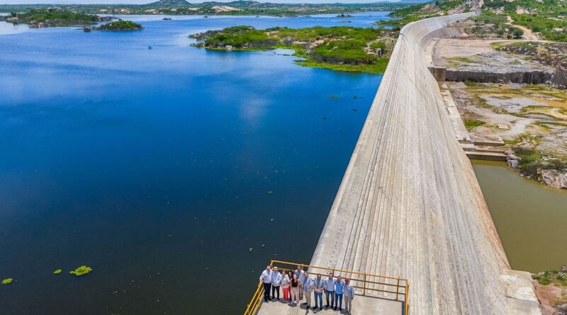 Lula inaugura nova barragem da transposição do São Francisco no RN