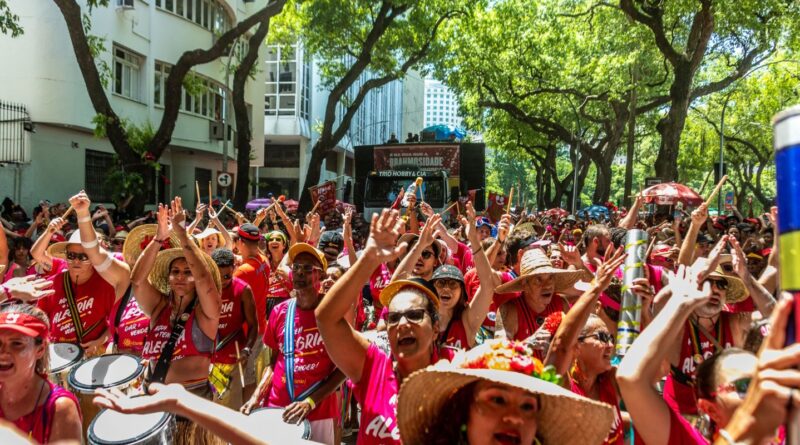 Mulheres ritmistas enfrentam preconceito como principal desafio