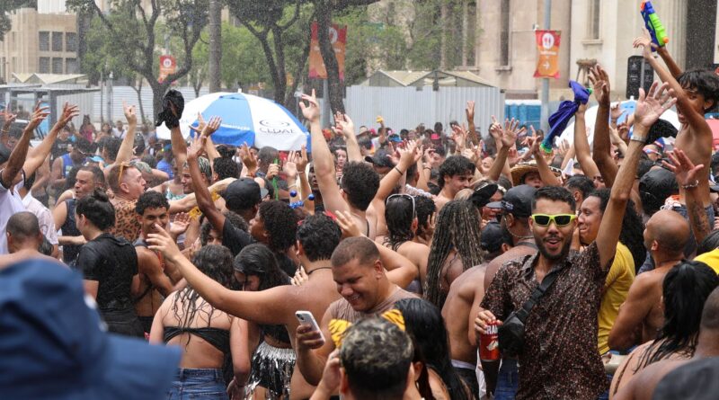 Polícia faz primeira prisão por reconhecimento facial no carnaval