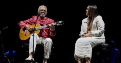 Preta Gil canta ao lado de Gilberto Gil em show em São Paulo