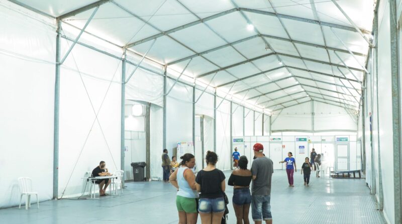 Um ano após enchentes, cerca de 380 pessoas seguem em abrigos no RS