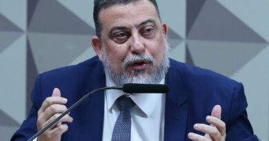 Abin só teve certeza de atos na Esplanada no dia 8, diz ex-diretor