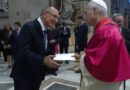 Alckmin entrega ao Papa convite para visitar o Brasil durante a COP30