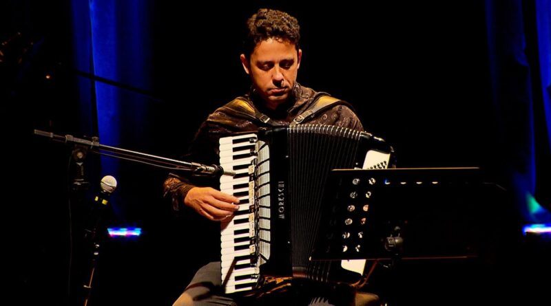 André Ribas apresenta seu primeiro álbum na TV Brasil