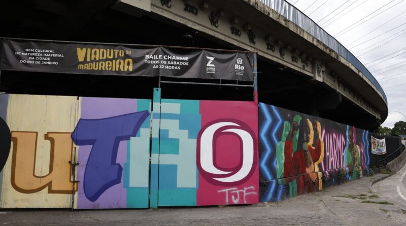 Baile Charme do viaduto de Madureira comemora 35 anos