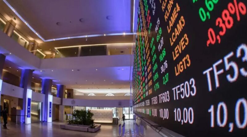 Bolsa atinge novo recorde histórico e se aproxima dos 140 mil pontos