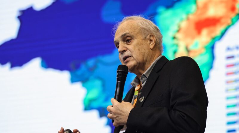 Brasil pode zerar emissões até 2040, diz Carlos Nobre