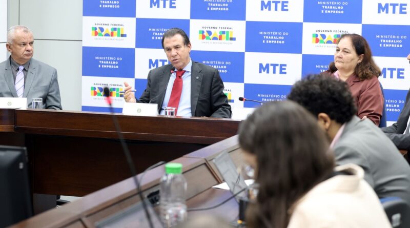 Brasil registra saldo de mais de 257 mil novos empregos em abril