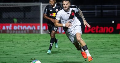 Brasileiro: Vasco enfrenta Bragantino para tentar se afastar do Z4