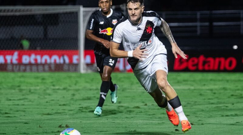 Brasileiro: Vasco enfrenta Bragantino para tentar se afastar do Z4