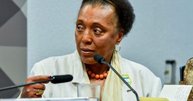 Cármen Lúcia denuncia racismo sofrido por ministra do TSE