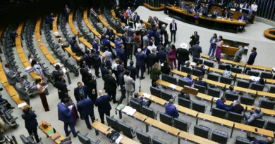 Congresso dá 10 dias para governo ter alternativa ao aumento do IOF