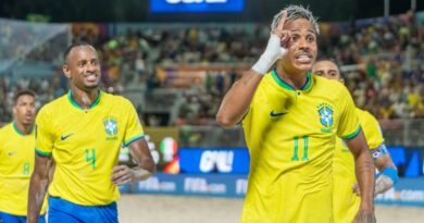 De forma dramática, Brasil vence Itália no Mundial de futebol de praia