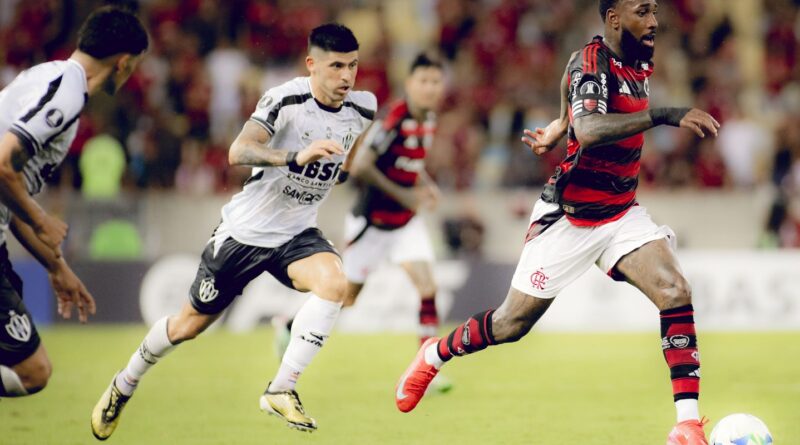 Em situação complicada na Libertadores, Fla enfrenta Central Córdoba
