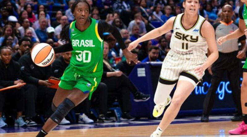 Em tour pelos EUA, seleção brasileira cai para o Chicago Sky, da WNBA