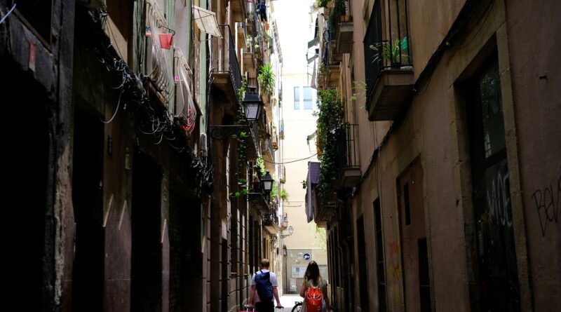 Espanha bloqueia mais de 65 mil anúncios de alugueis de temporada