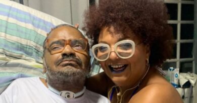 Esposa de Arlindo Cruz atualiza estado de saúde do cantor: “Provação muito forte”