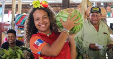 Feira do MST em SP permite passeio por histórias do Brasil e do mundo