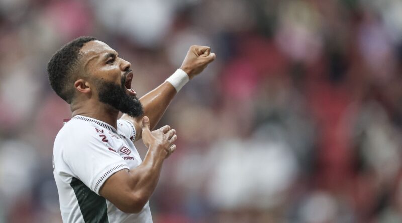 Fluminense goleia para avançar para oitavas da Copa do Brasil