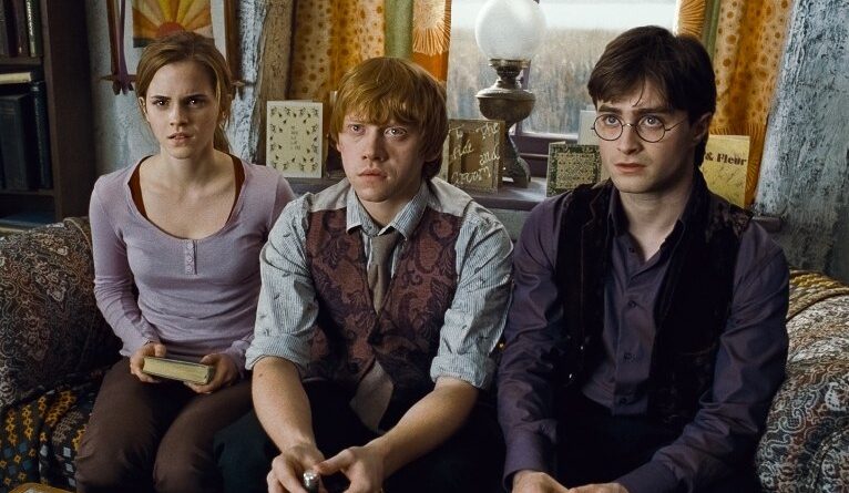 HBO diz que opiniões de J.K. Rowling não influenciarão nova série de "Harry Potter"