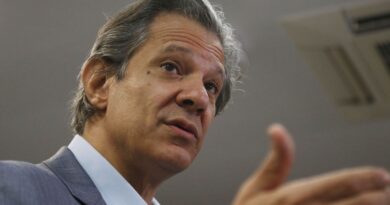 Haddad apresenta a Lula novas medidas fiscais para cumprir meta