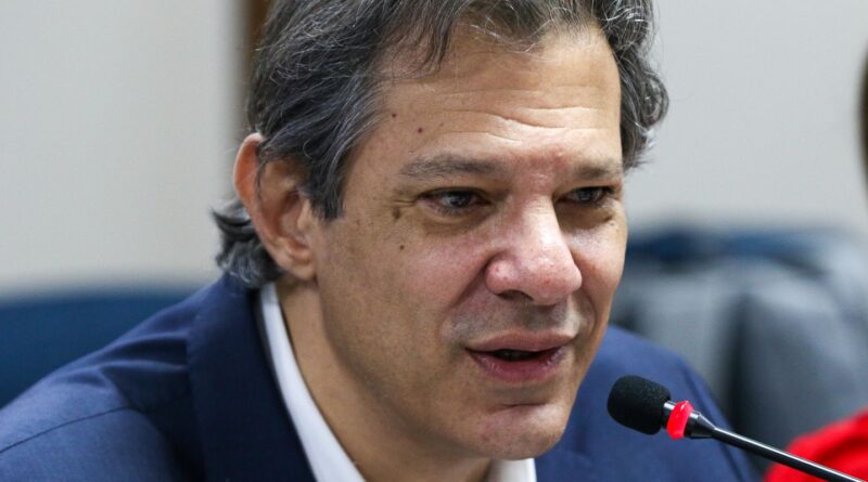 Haddad viaja à Califórnia para buscar investimentos em data centers