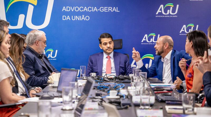 INSS prepara plano para ressarcir aposentados vítimas de fraude