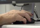 Idosos enfrentam barreiras digitais para acessar serviços do INSS