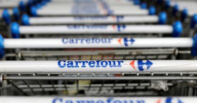 Justiça torna Carrefour réu por vazamento de óleo diesel em Santos
