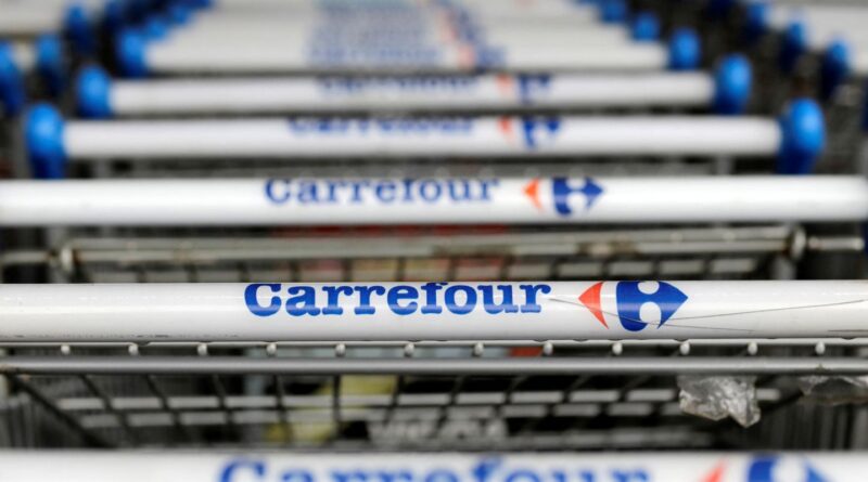 Justiça torna Carrefour réu por vazamento de óleo diesel em Santos