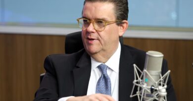 Ladrão entrou no INSS no governo Bolsonaro, diz ministro no Senado