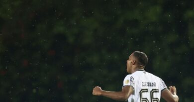 Libertadores: Botafogo joga mal, mas arranca vitória sobre o Carabobo