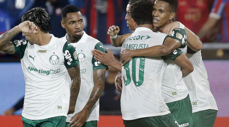 Libertadores: Palmeiras vence Cerro e garante classificação antecipada