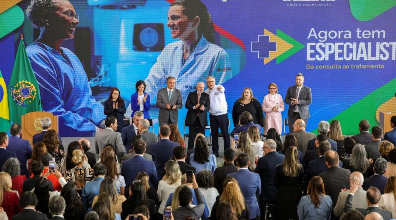 Lula lança programa para melhorar acesso de pacientes a especialistas