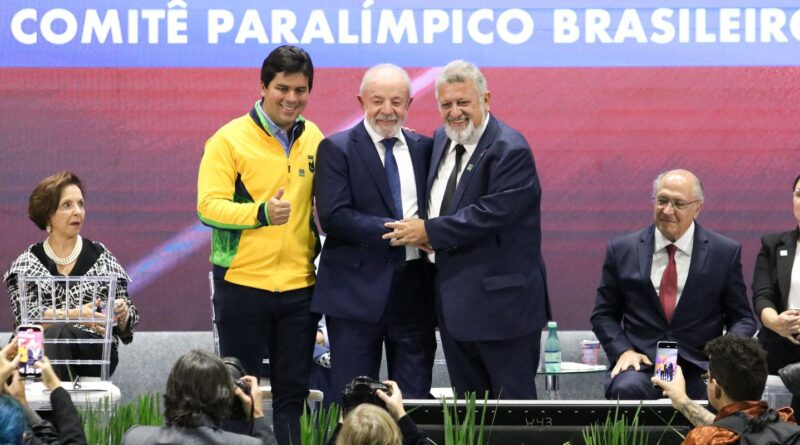 Lula quer que projeto da Universidade do Futebol englobe mais esportes