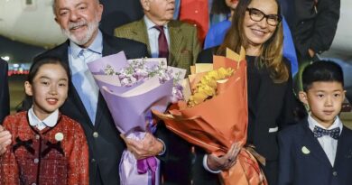 Lula se reúne com empresários chineses em Pequim