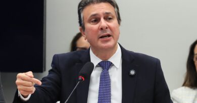 MEC fará recomposição de R$ 400 milhões do orçamento das universidades