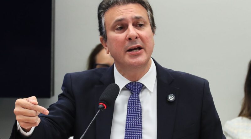 MEC fará recomposição de R$ 400 milhões do orçamento das universidades