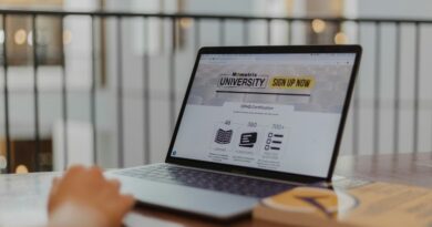 MEC proíbe educação a distância para áreas de licenciatura e saúde