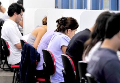 MEC prorroga até sexta inscrições de cursinhos populares