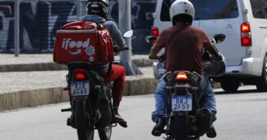 Mais de 32 milhões são autônomos informais ou trabalham sem carteira