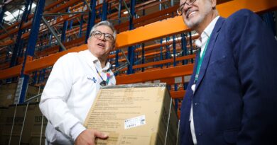 Ministério da Saúde recebe 1,3 milhão de vacinas contra a Covid-19